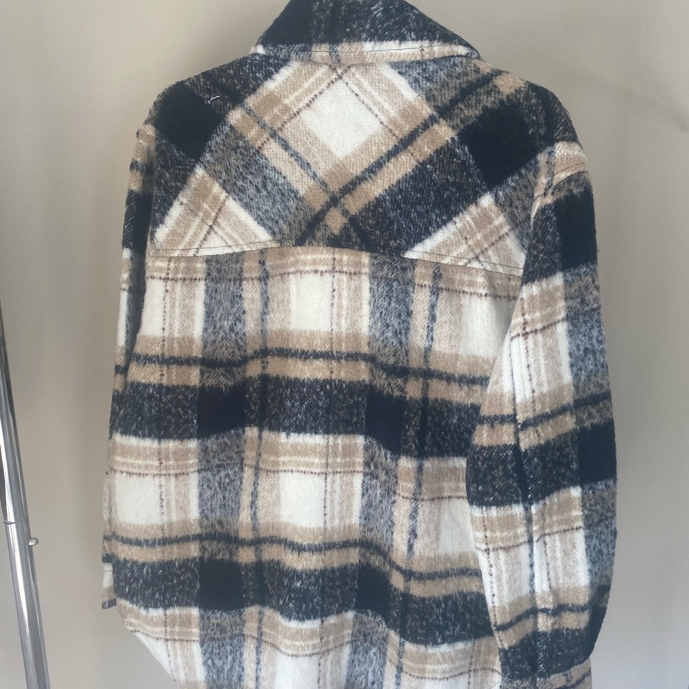 Plaid Shacket - Picture 4 of 4